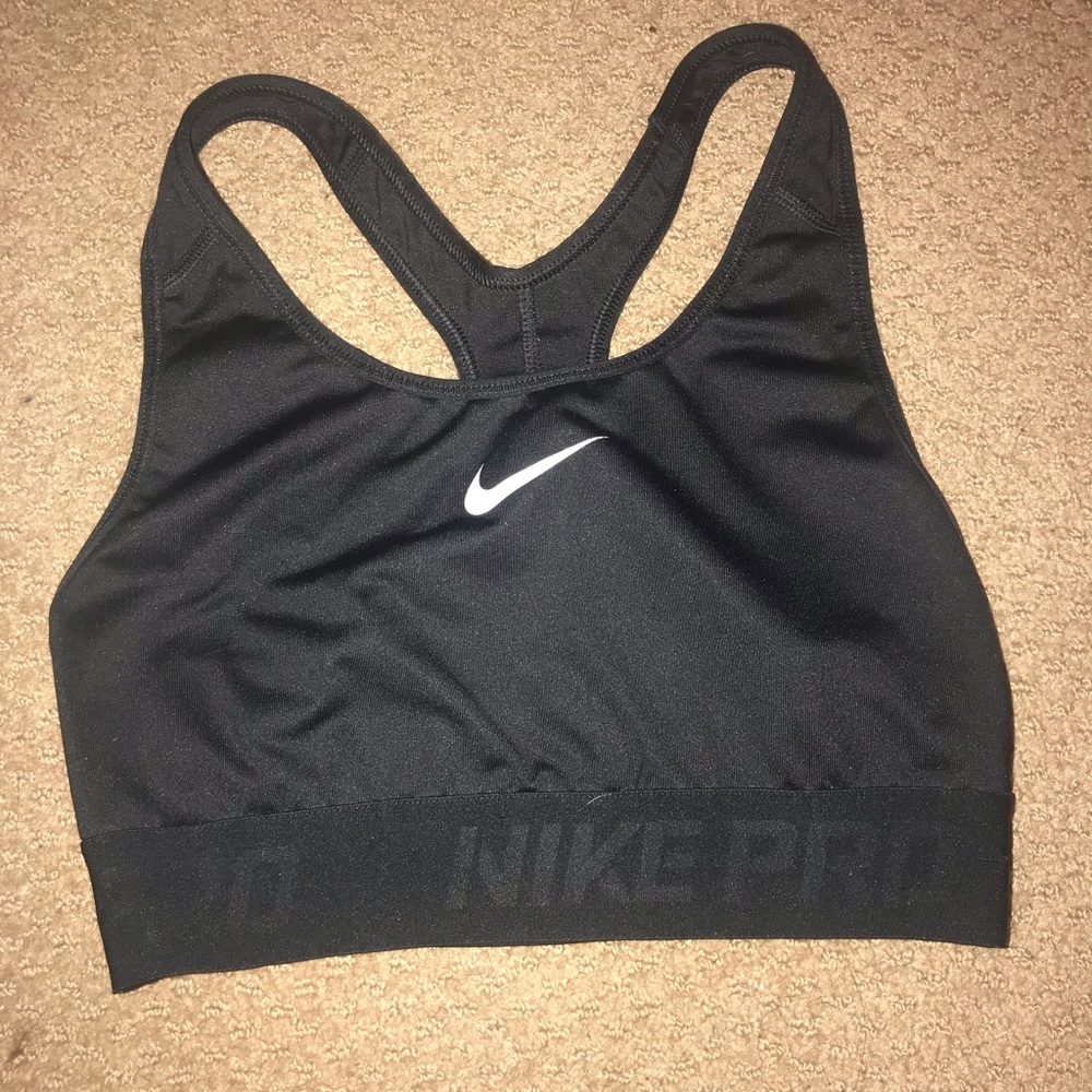 nike pro sports bra